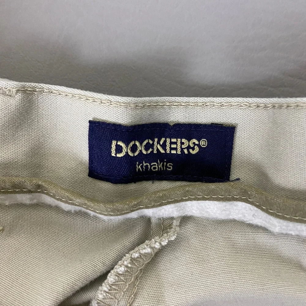 Dockers Khakis Pants Men's Size 36x32 Tan Cotton Lycra Straight Leg Chino Beige